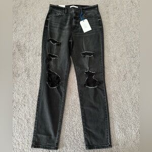 Eunina Tobi Super High Rise Mom Jean Ankle (slightly wide leg)
Size: 5